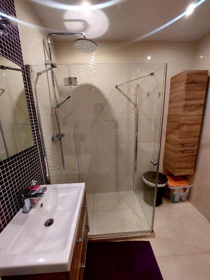 Nowoczesna Kawalerka Apartment Lublin Ngoại thất bức ảnh
